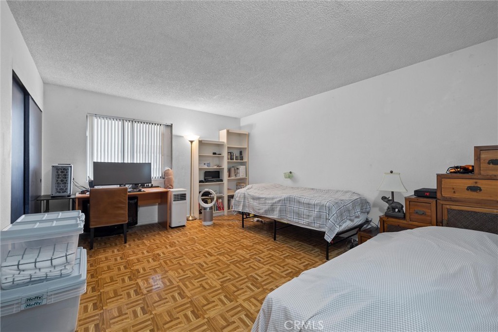 1717 S San Gabriel Blvd Property Photo 15