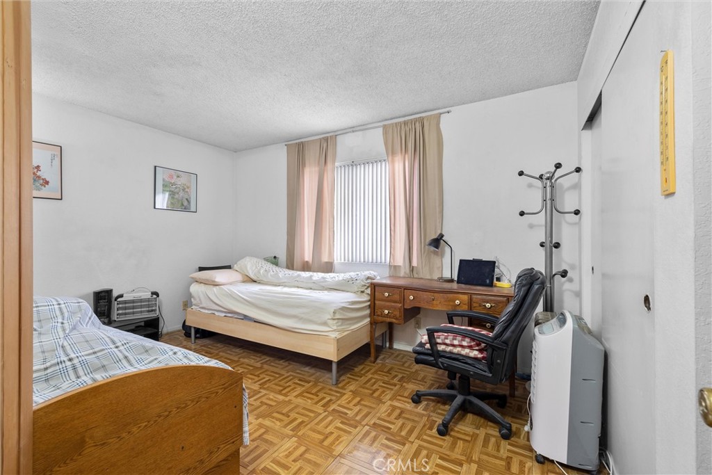 1717 S San Gabriel Blvd Property Photo 19