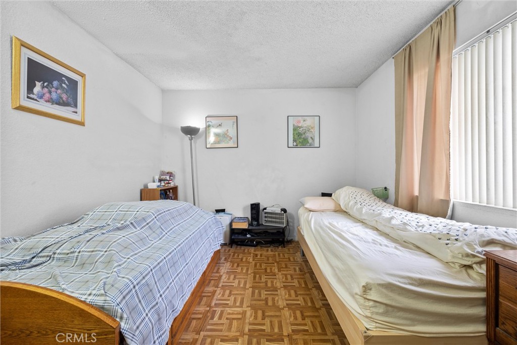 1717 S San Gabriel Blvd Property Photo 20