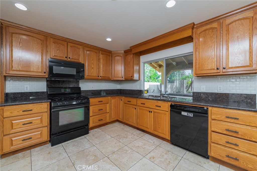 3255 Bighorn Property Photo 16