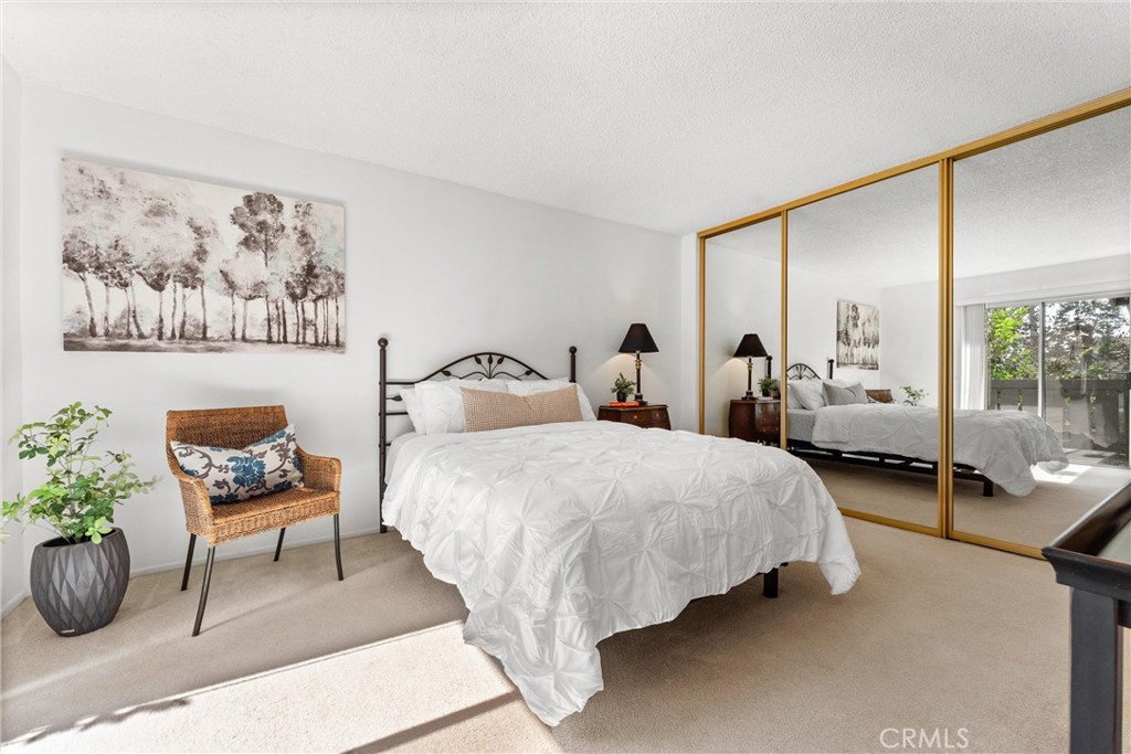 1 Smokestone Property Photo 1