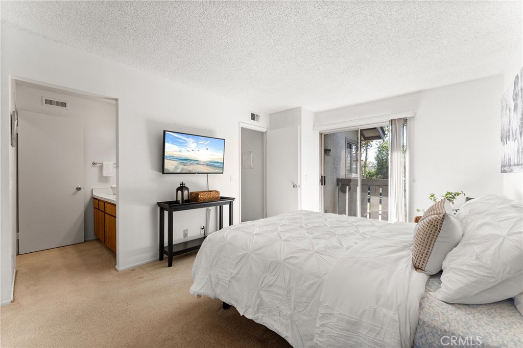 1 Smokestone Property Photo 13