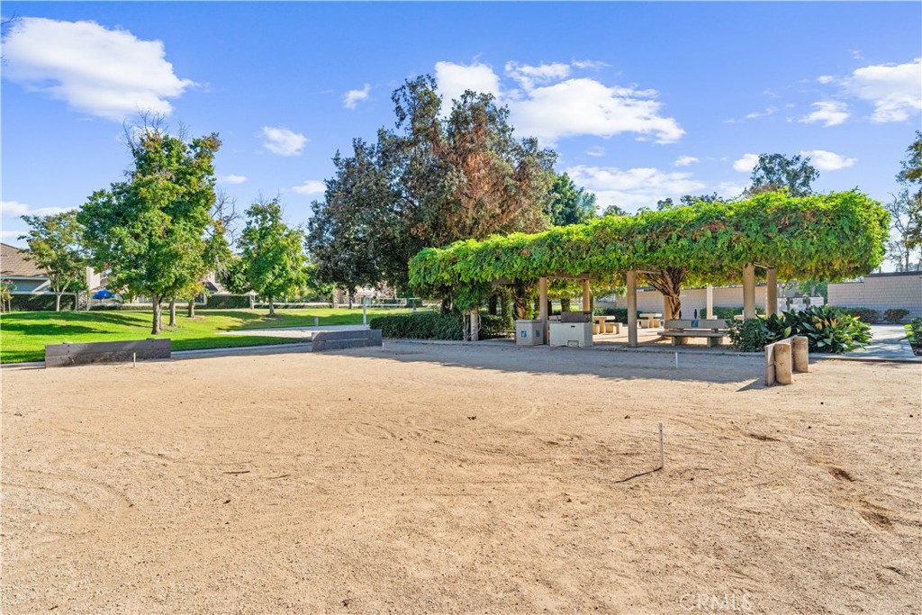 1 Smokestone Property Photo 22