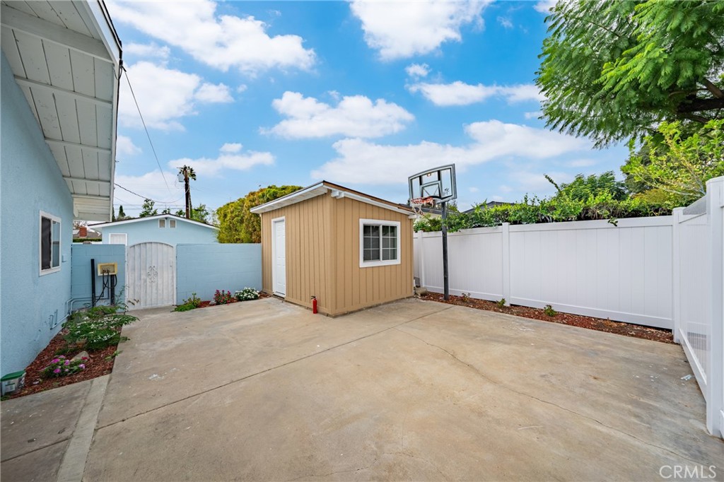 1623 N N Vallejo Way Property Photo 26