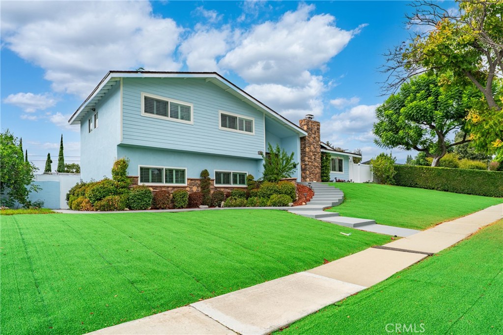 1623 N N Vallejo Way Property Photo 27