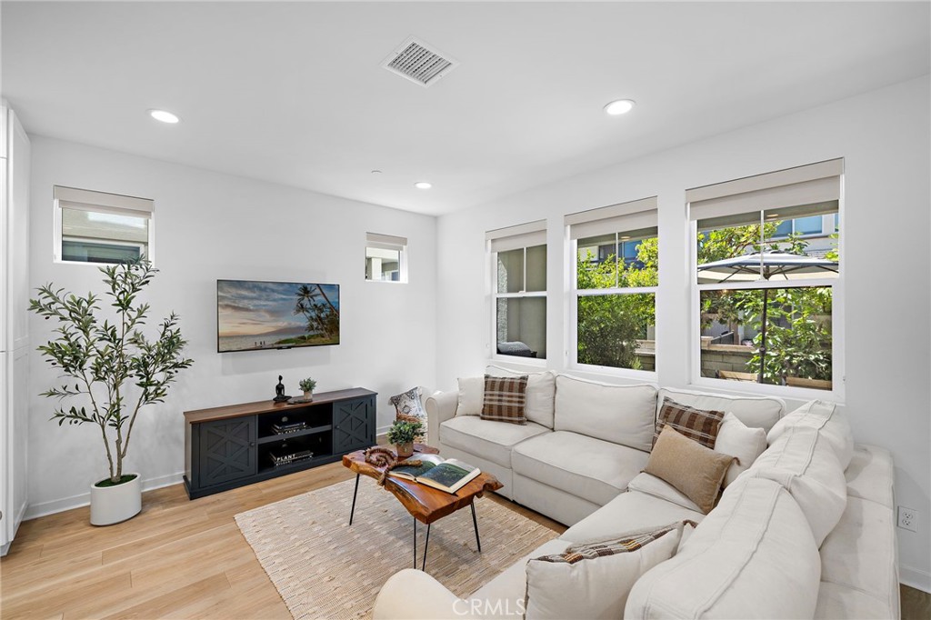 331 Harvest Drive Property Photo 7