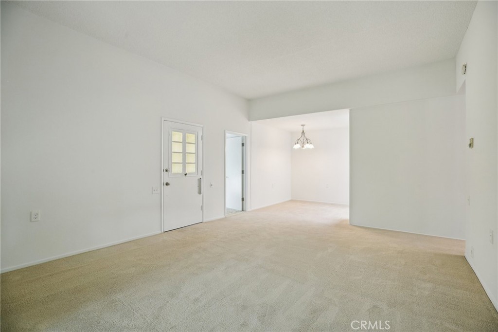 2019 Via Mariposa W D Property Photo 7