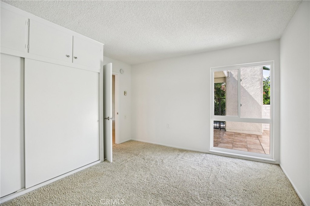 2019 Via Mariposa W D Property Photo 15