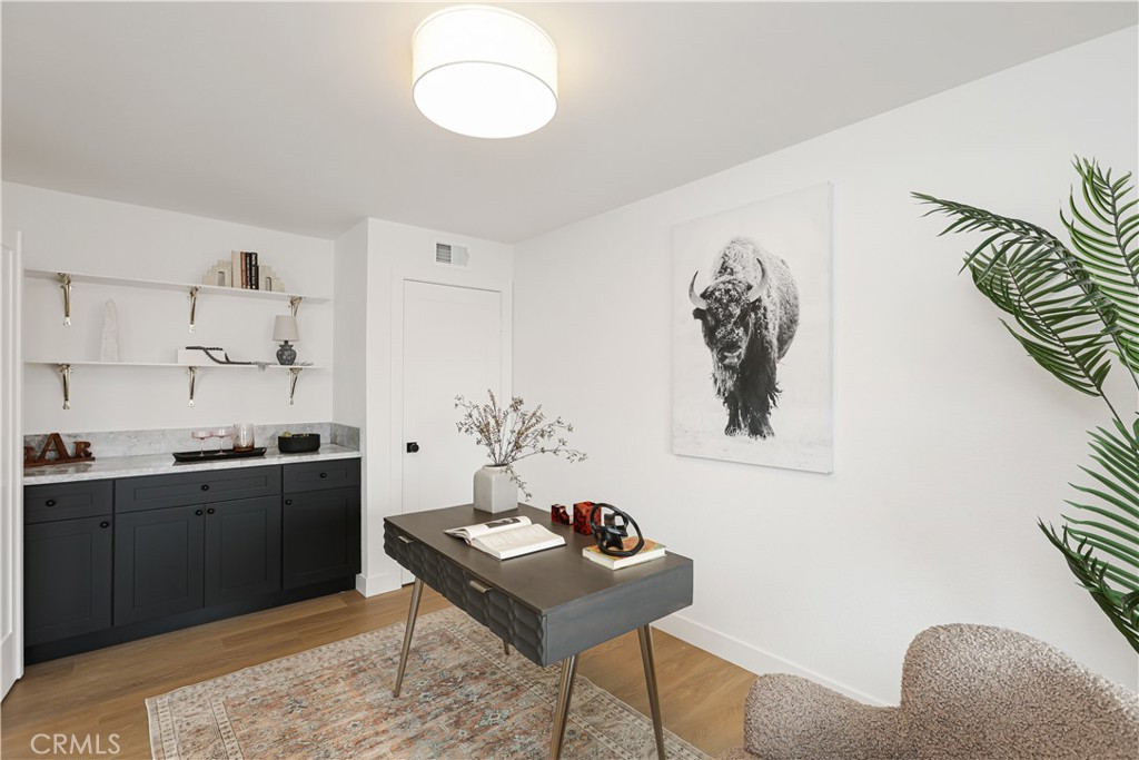 28401 Alava Property Photo 8