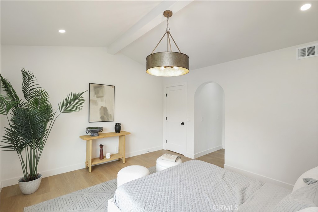 28401 Alava Property Photo 16