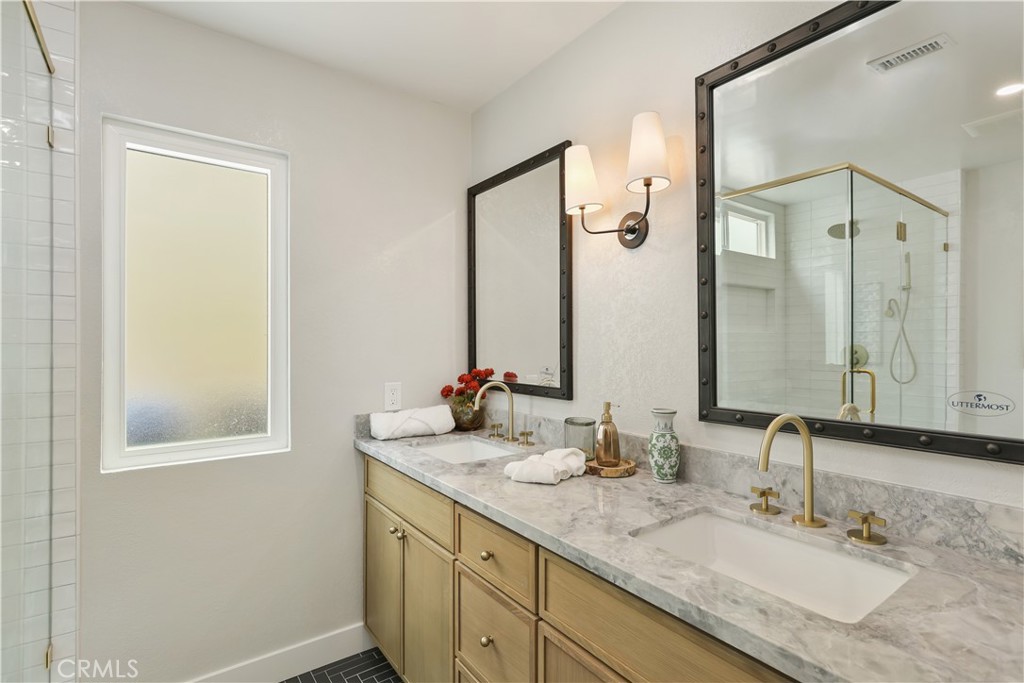 28401 Alava Property Photo 18