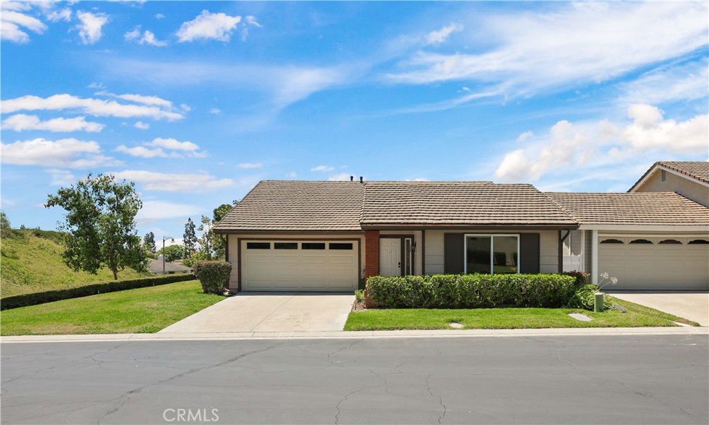 28401 Alava Property Photo 28