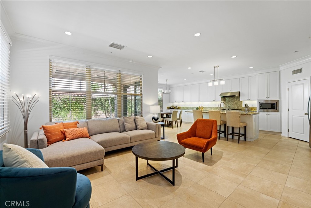 213 Cedarwood Property Photo 2