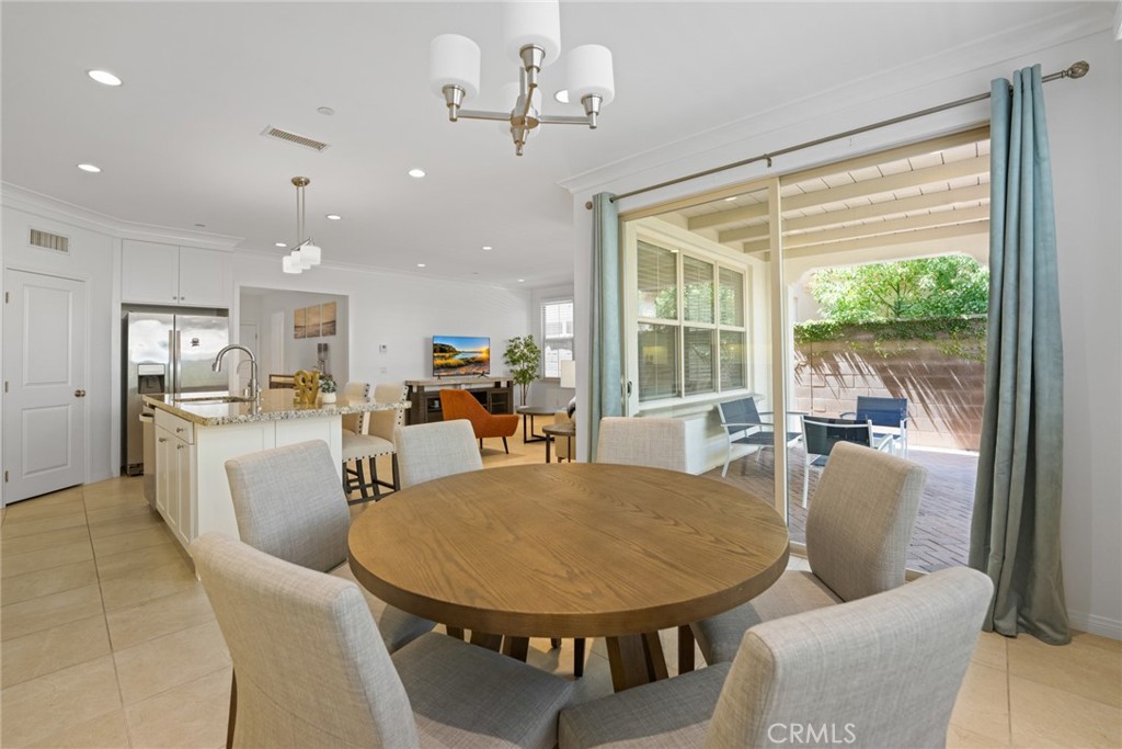 213 Cedarwood Property Photo 7