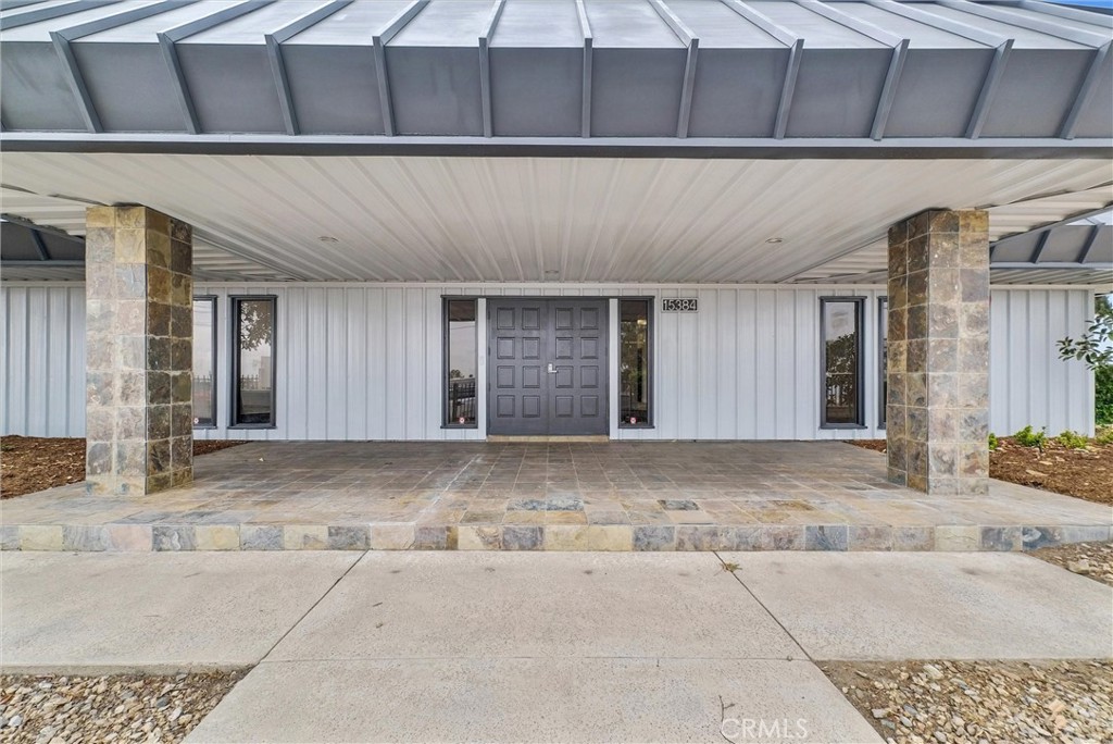 15384 Arrow Property Photo 15