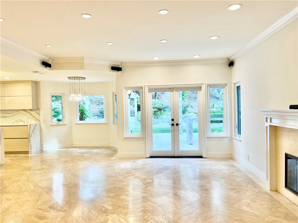 26612 Royale Drive Property Photo 18