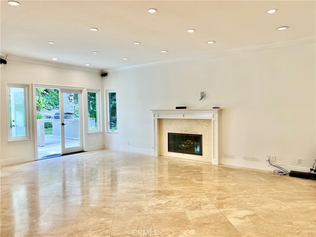 26612 Royale Drive Property Photo 19