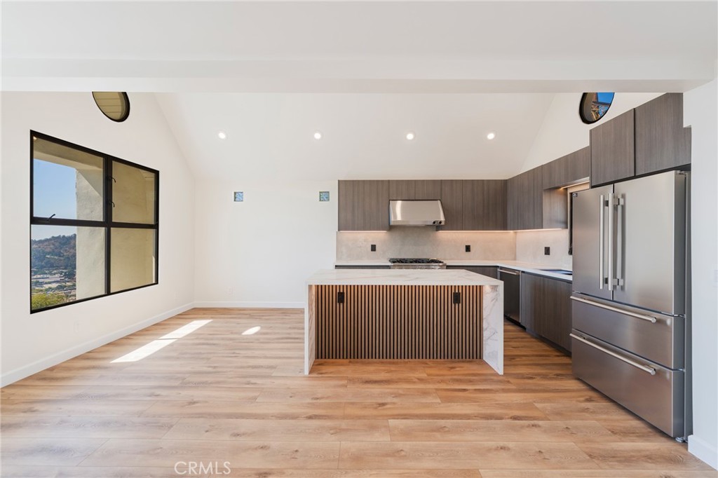 1426 Killarney Avenue Property Photo 10