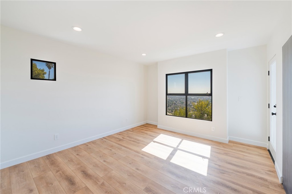 1426 Killarney Avenue Property Photo 14