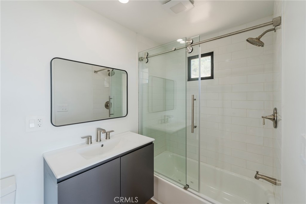 1426 Killarney Avenue Property Photo 16