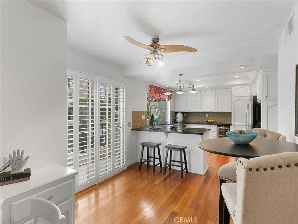 6051 Shadowbrook Circle Property Photo 8