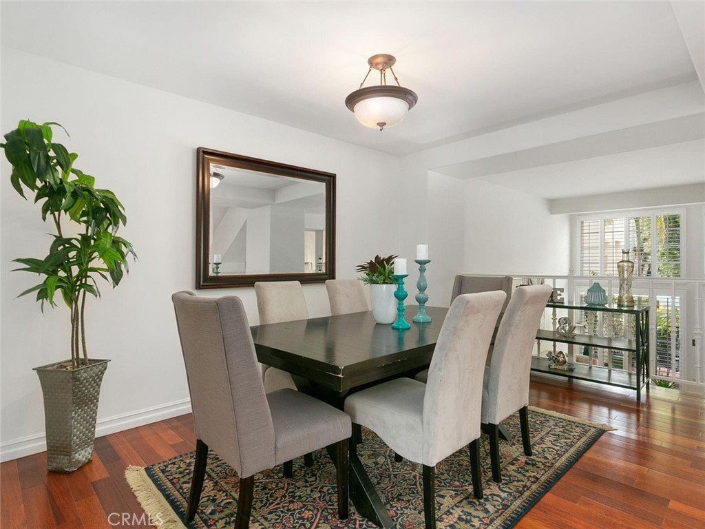 6051 Shadowbrook Circle Property Photo 9