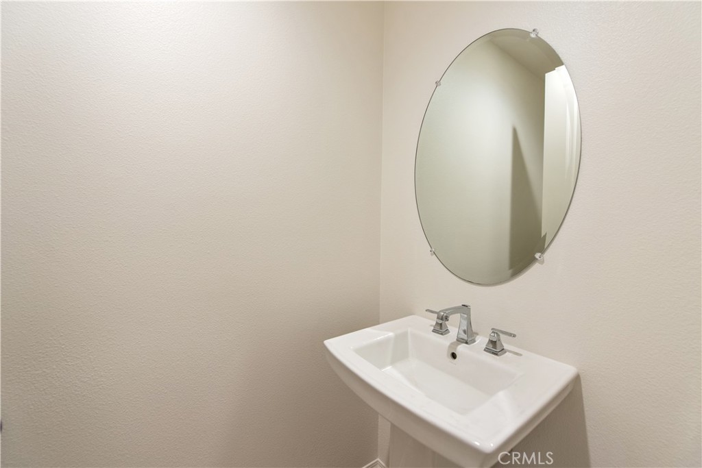 115 Hollow Tree Property Photo 11