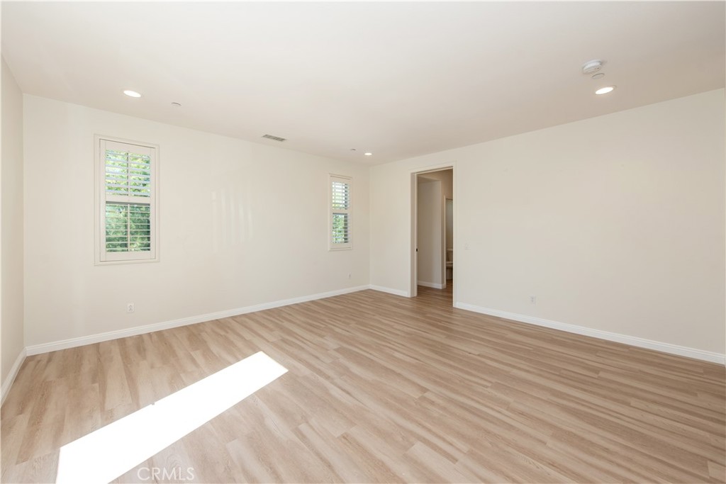 115 Hollow Tree Property Photo 24