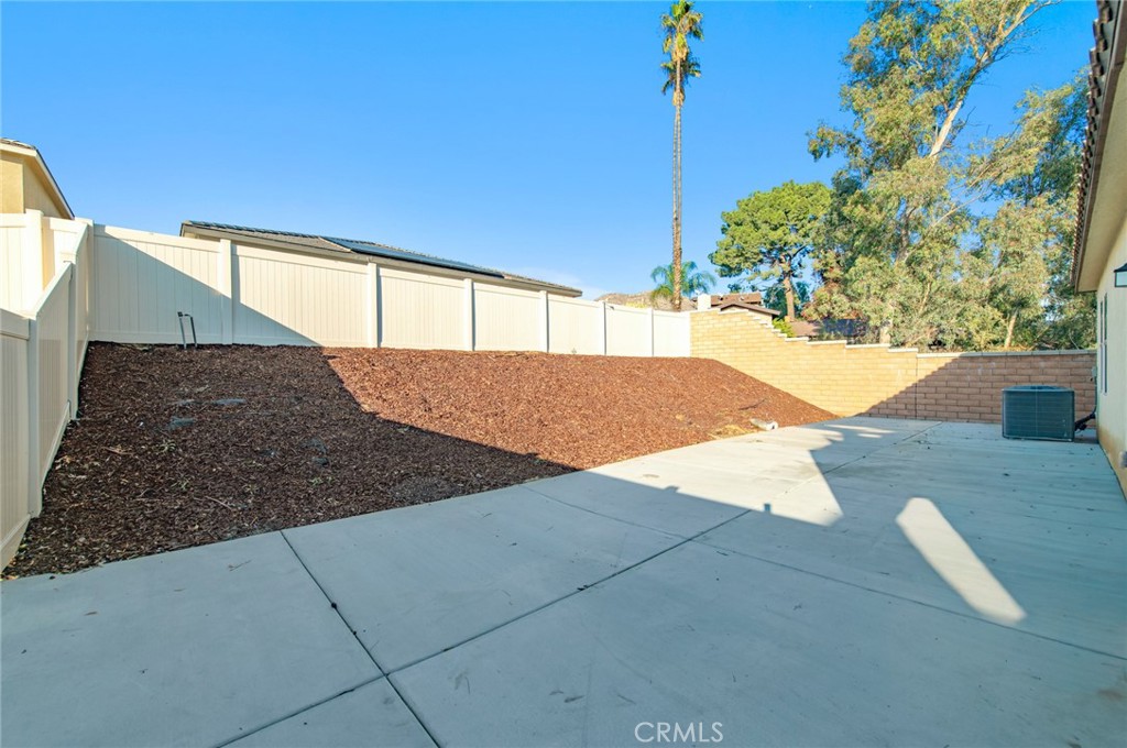 19946 Cara Cara Property Photo 5