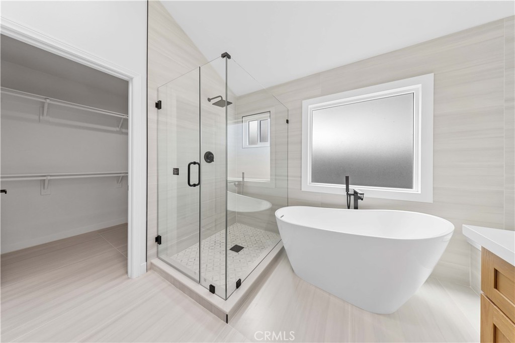 204 Lincoln Ave Property Photo 25