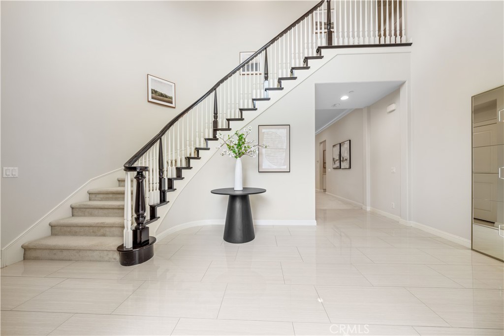 32 Goldenrod Property Photo 12