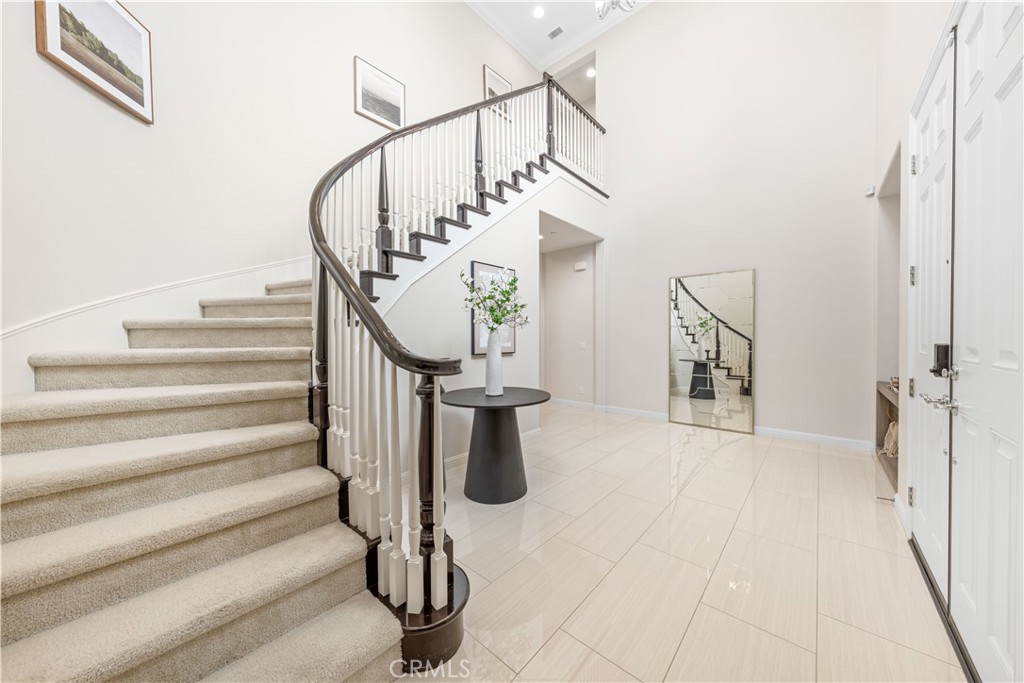 32 Goldenrod Property Photo 13