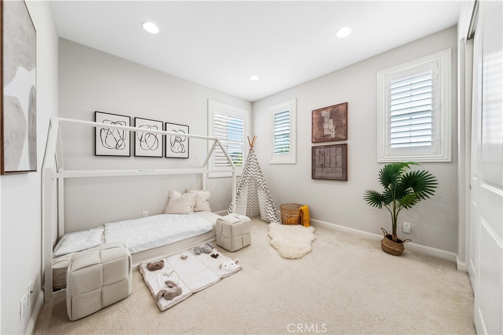 32 Goldenrod Property Photo 38