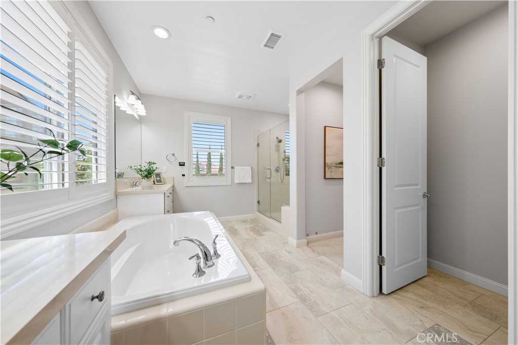 32 Goldenrod Property Photo 52