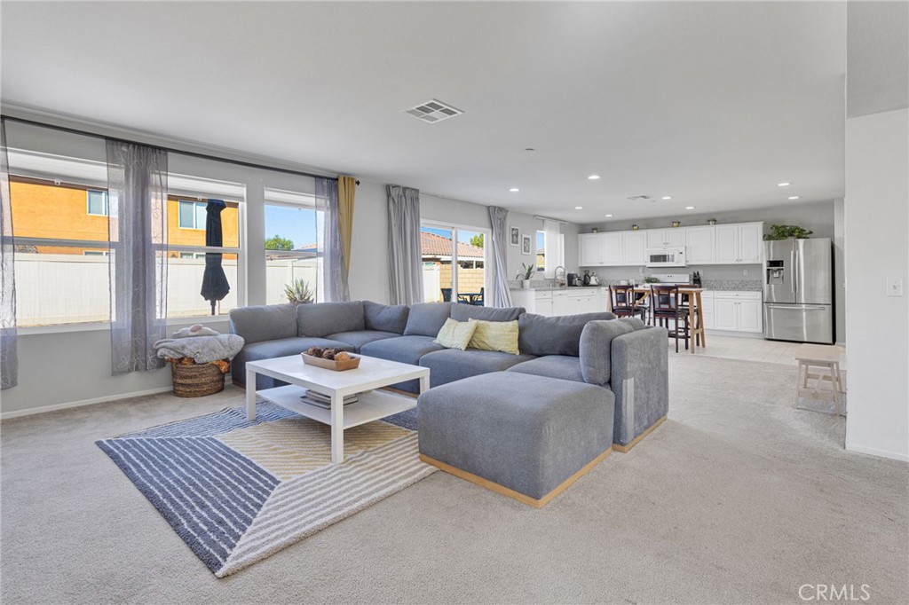 15954 Silver Tip Way Property Photo 6