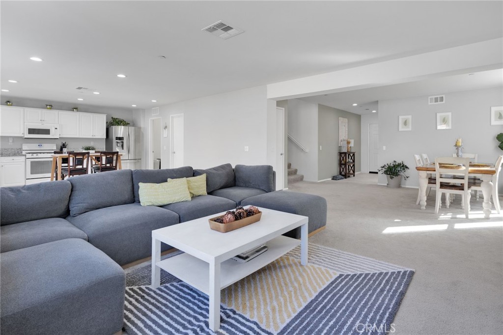 15954 Silver Tip Way Property Photo 9