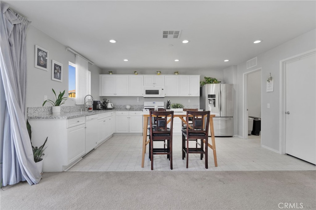 15954 Silver Tip Way Property Photo 13