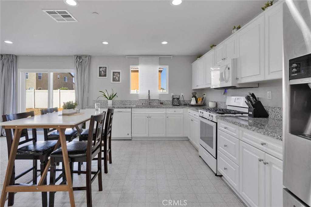 15954 Silver Tip Way Property Photo 17