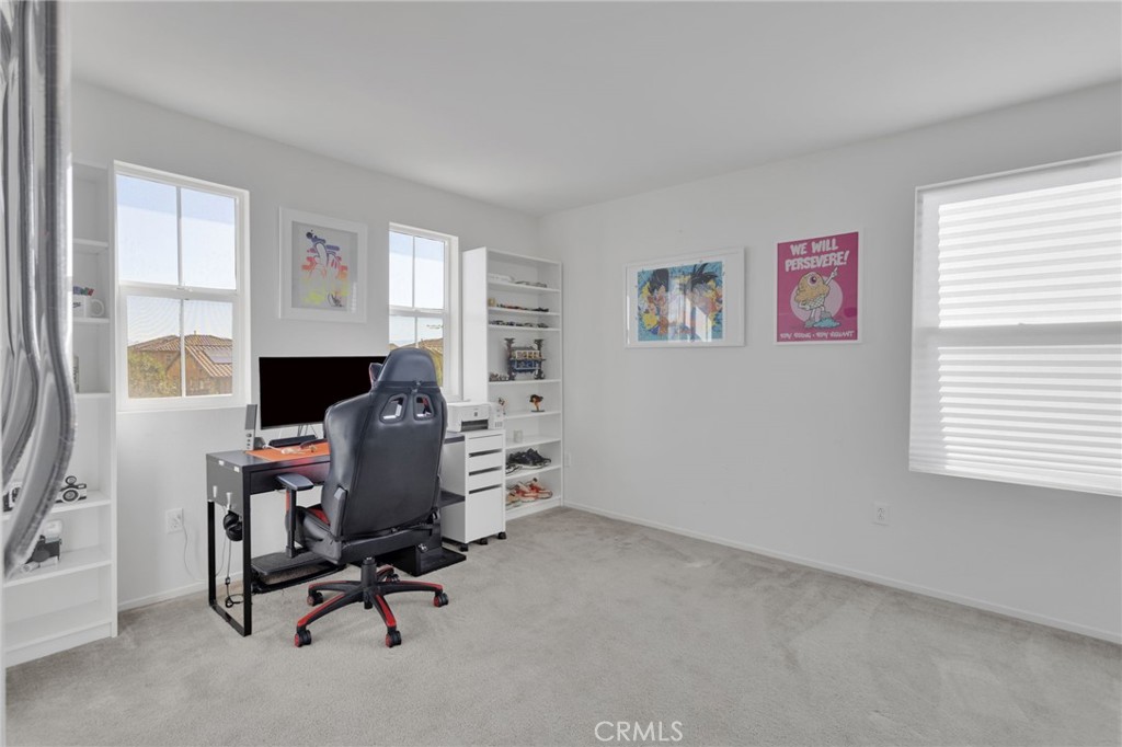 15954 Silver Tip Way Property Photo 28