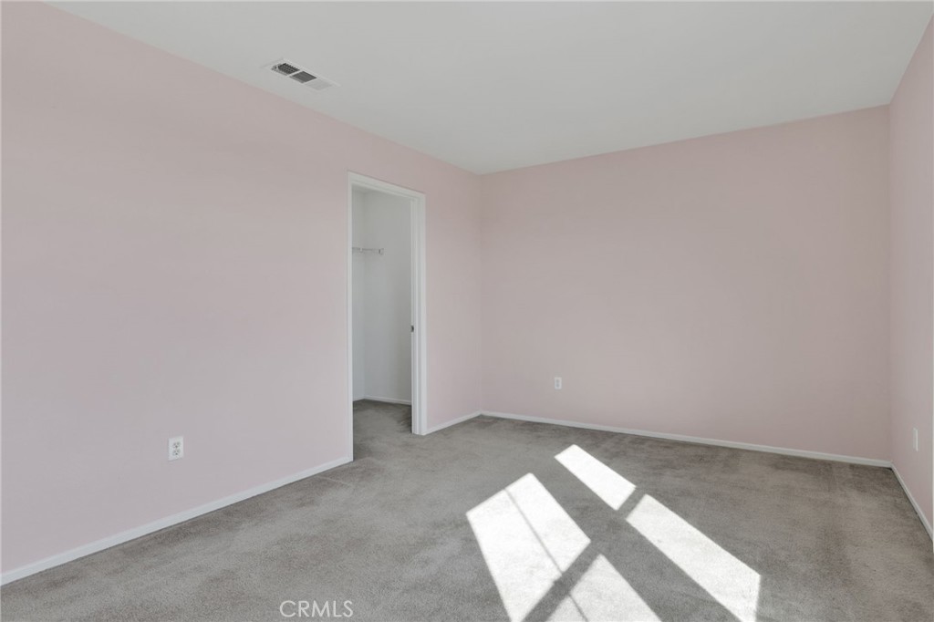 15954 Silver Tip Way Property Photo 32