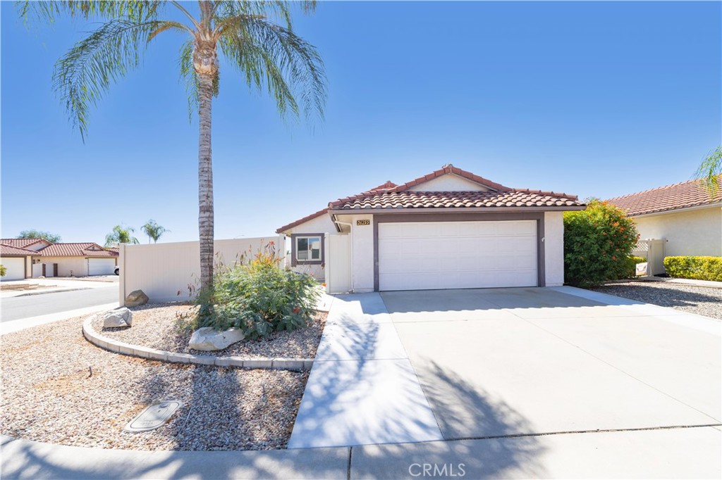 26255 Sunnywood Property Photo 2