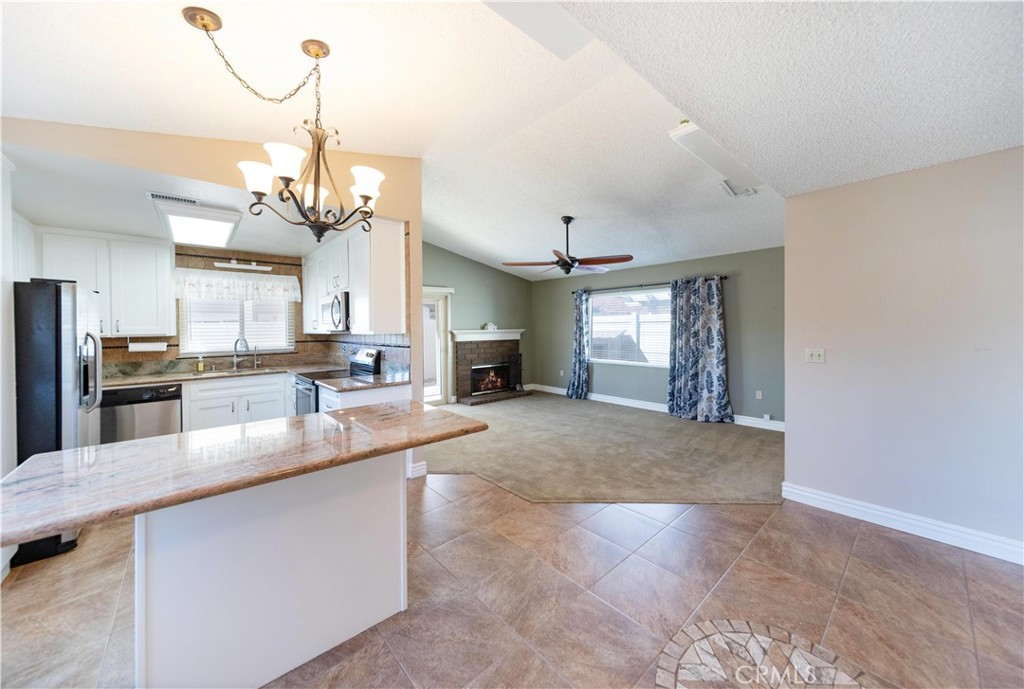 26255 Sunnywood Property Photo 6