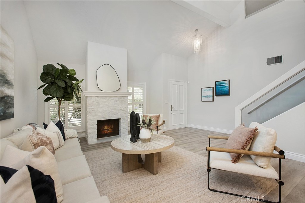 9552 Castine Drive Property Photo 3