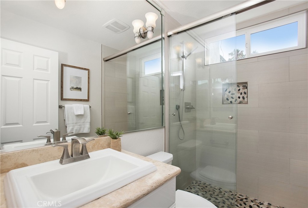 9552 Castine Drive Property Photo 17