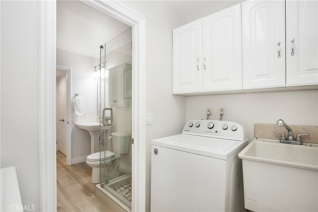 9552 Castine Drive Property Photo 27