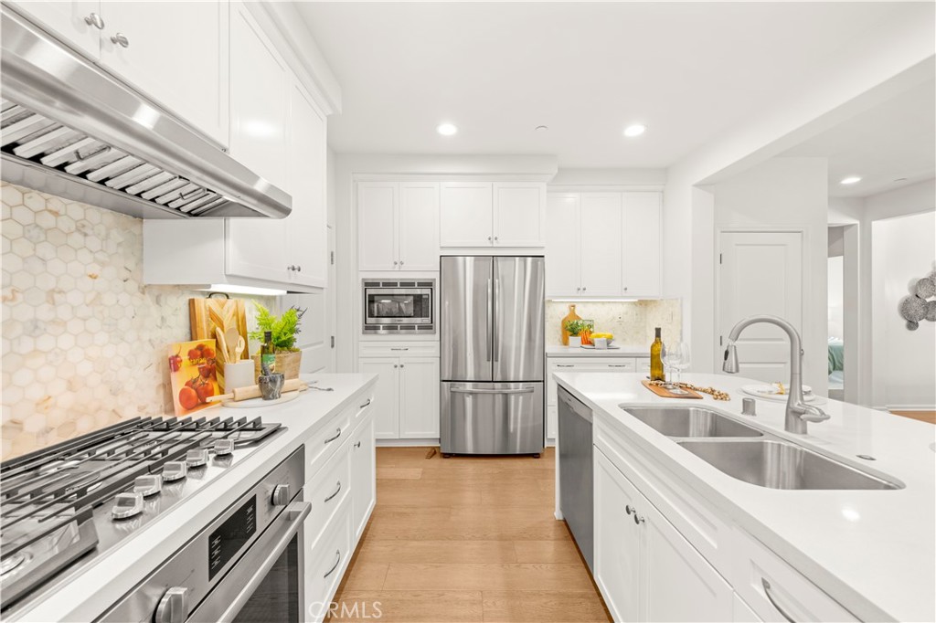 52 Emerald Clover Dr Property Photo 5