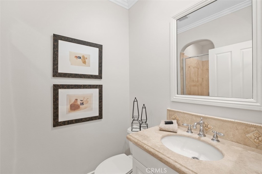 20 Lookout Property Photo 15