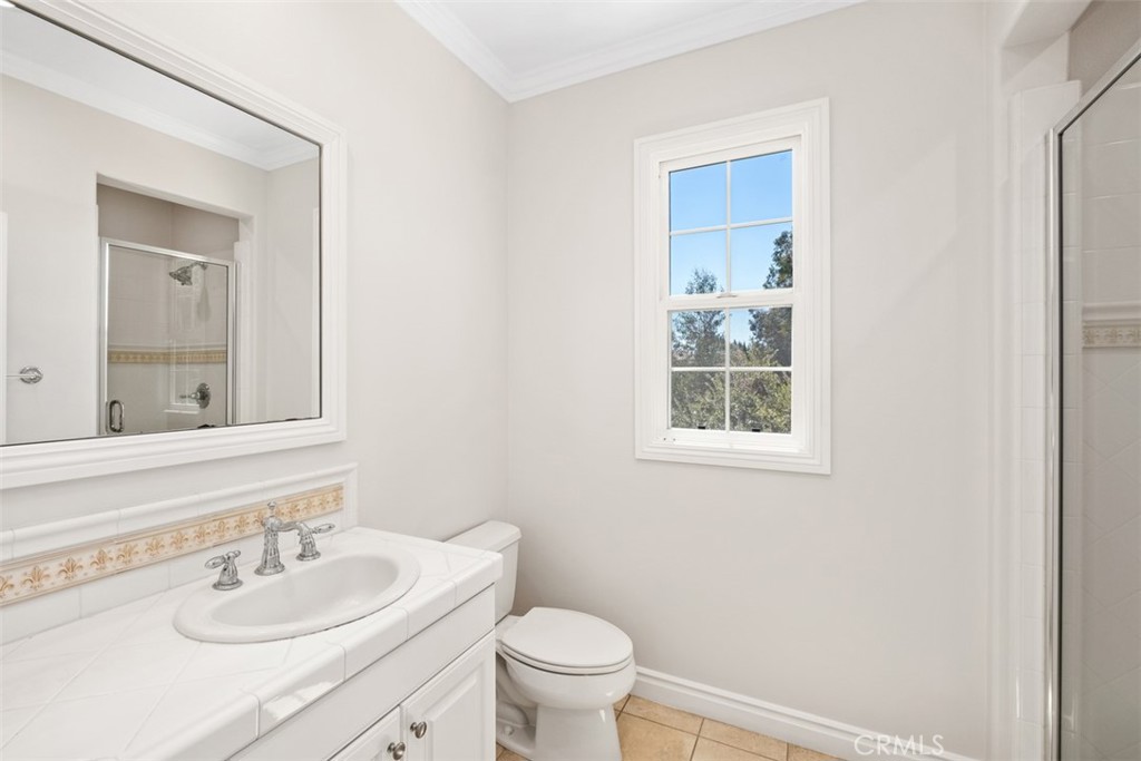 20 Lookout Property Photo 28