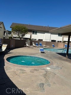 17456 Euclid B Property Photo 8