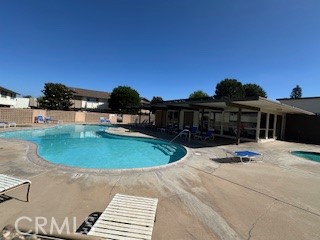 17456 Euclid B Property Photo 9